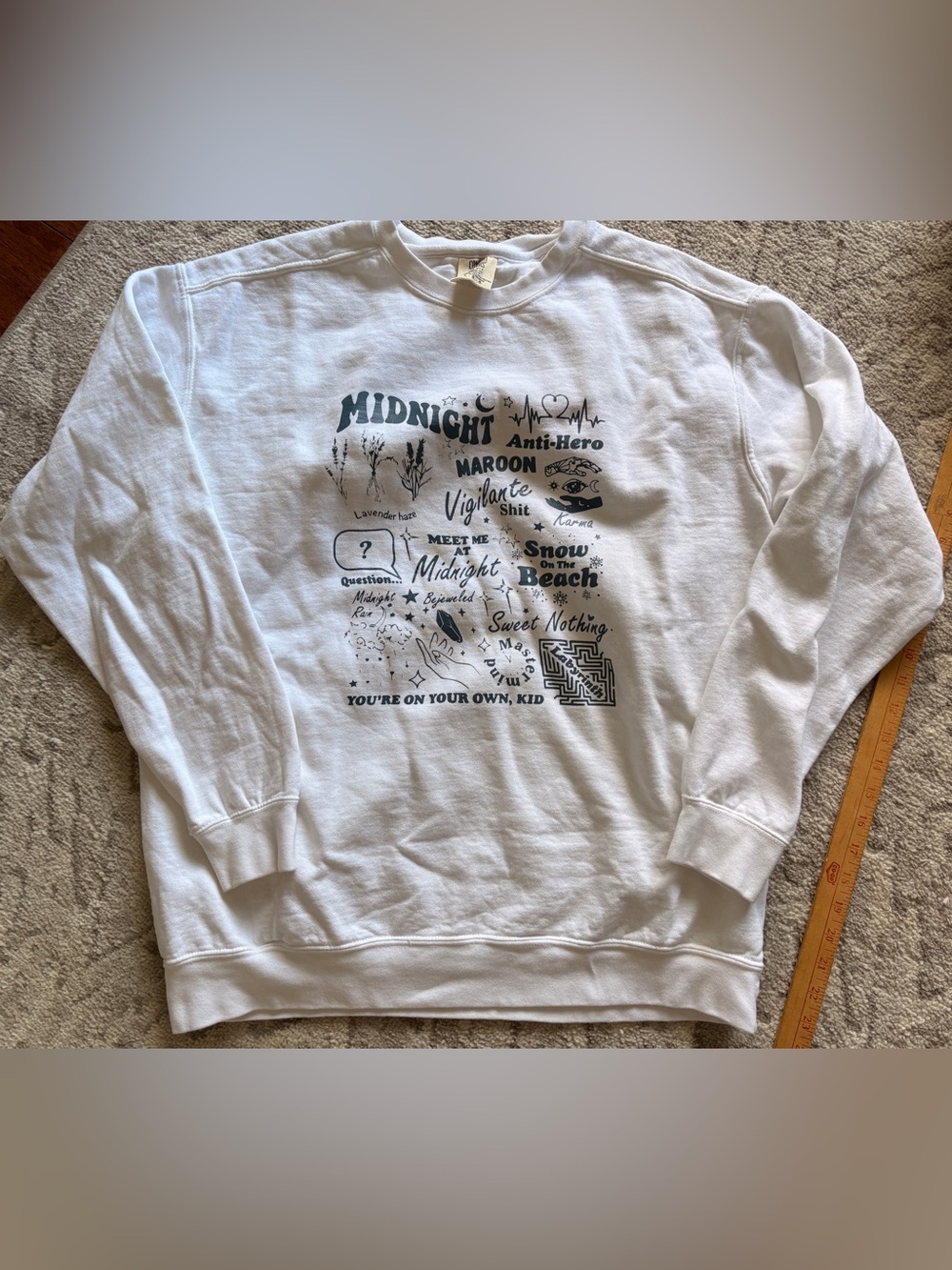 Comfort Colors Taylor Swift White Graphic Crewneck Sweatshirt